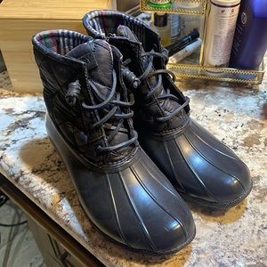 Sperry black duck boots